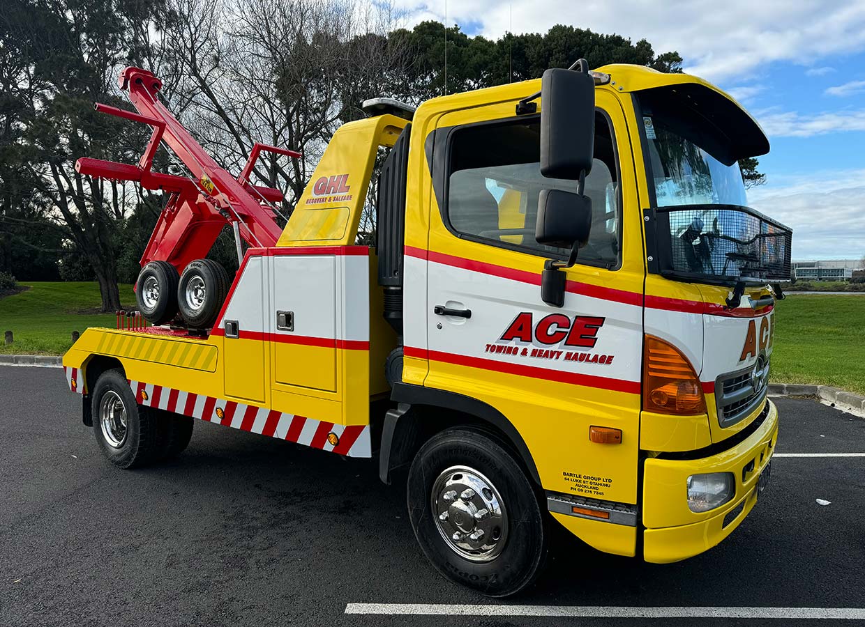 ACE Car Tow Truck